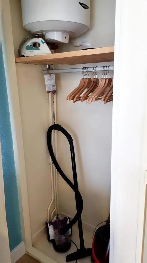 Studio Cabine Refait A Neuf A 3 Minutes A Pied De La Plage Apartment Le Grau-du-Roi Ngoại thất bức ảnh