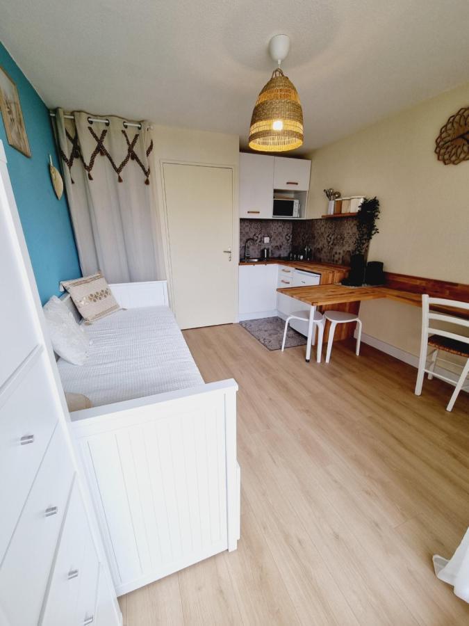 Studio Cabine Refait A Neuf A 3 Minutes A Pied De La Plage Apartment Le Grau-du-Roi Ngoại thất bức ảnh