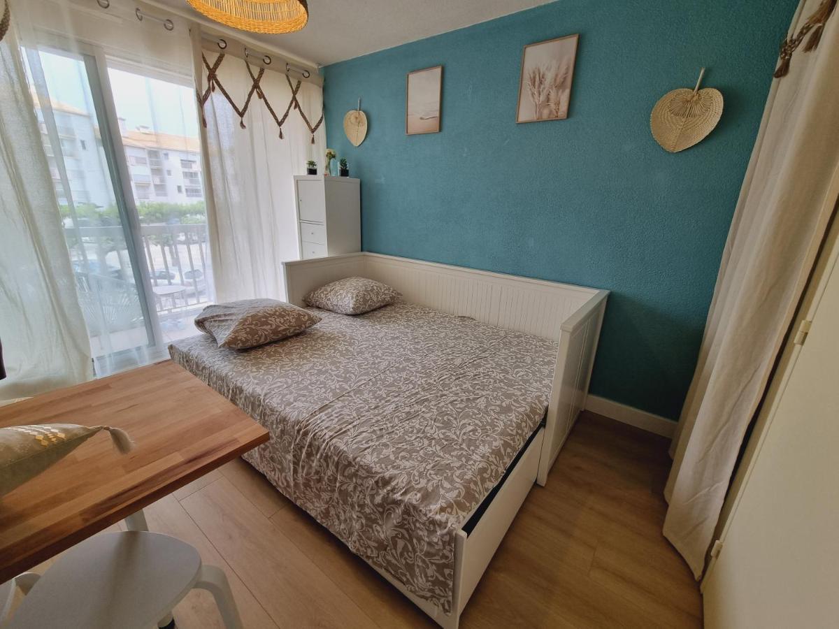 Studio Cabine Refait A Neuf A 3 Minutes A Pied De La Plage Apartment Le Grau-du-Roi Ngoại thất bức ảnh