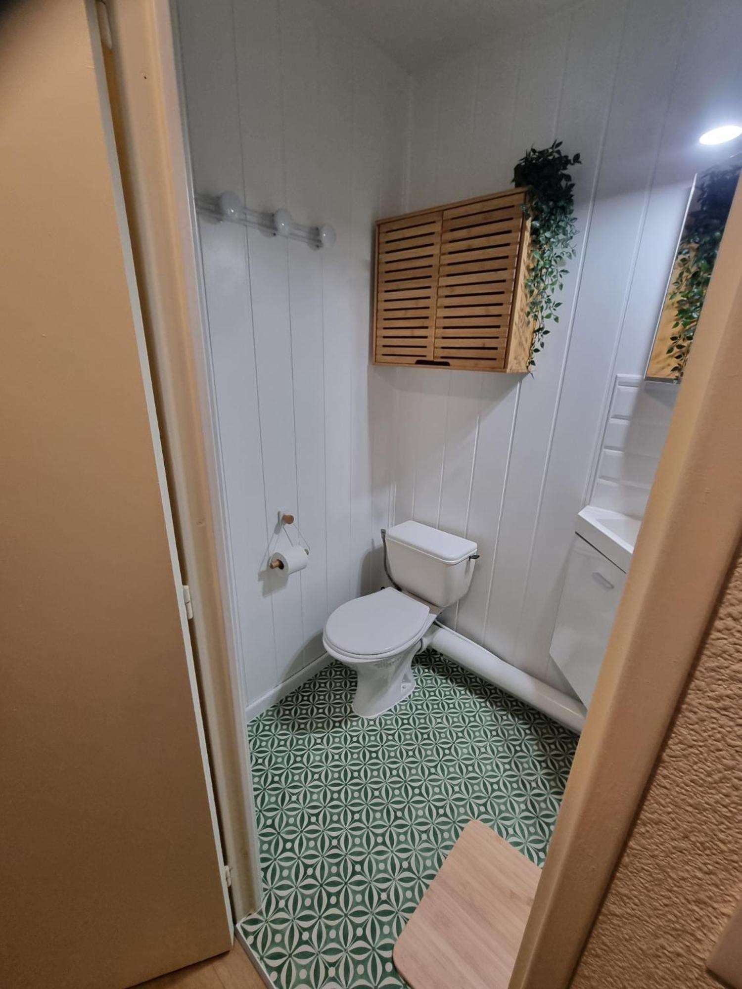 Studio Cabine Refait A Neuf A 3 Minutes A Pied De La Plage Apartment Le Grau-du-Roi Ngoại thất bức ảnh